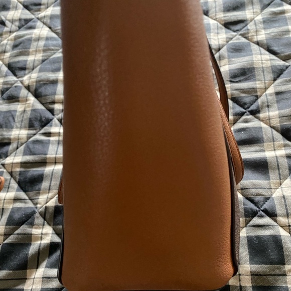 Michael Kors Charlotte tote. Brown in excellent condition - Picture 7 of 7